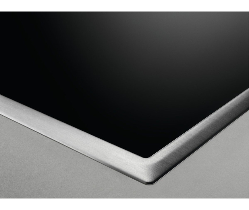 Zanussi ZIFN644X inbouw inductie kookplaat - 60 cm. breed - met Hob2Hood