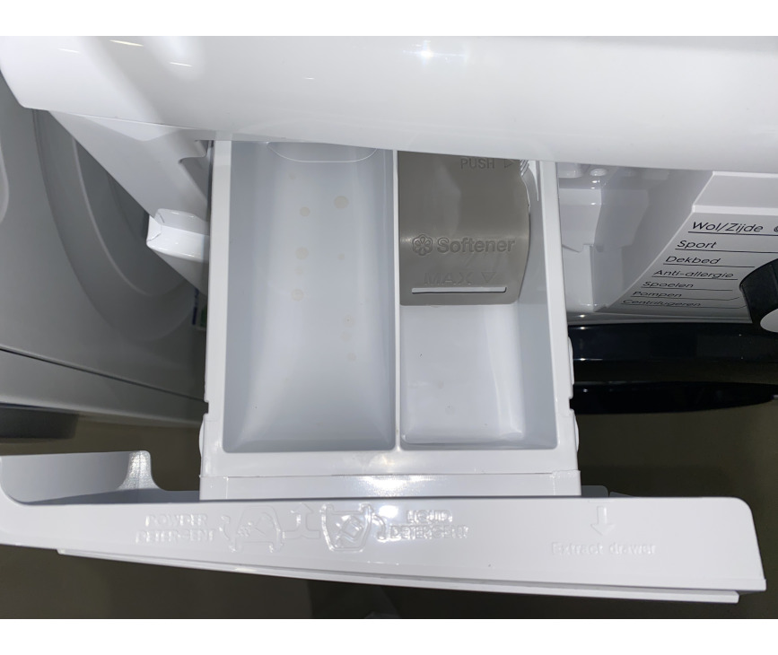 Zanussi ZWFROMA wasmachine