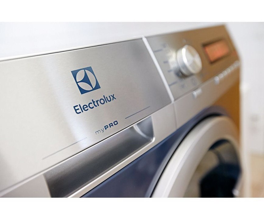 Electrolux WE170P semiprofessionele wasmachine met afvoerpomp