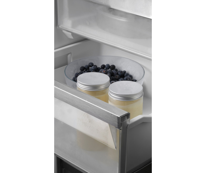 V-Zug Freezer V6000 Supreme right vrieskast inbouw met IceMaker - rechtsdraaiend