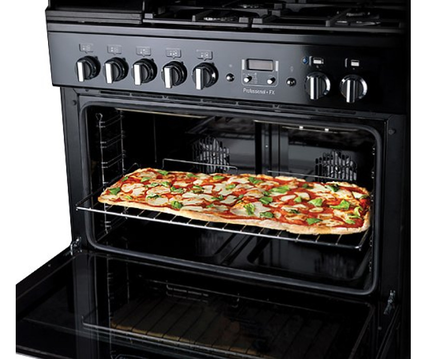 De oven is volledig als grote oven te gebruiken