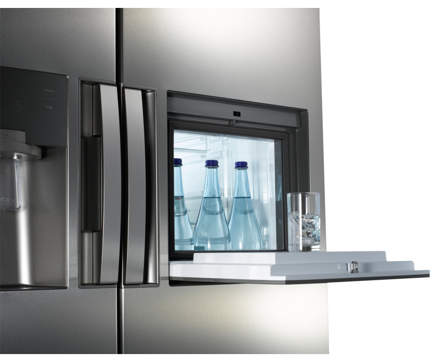 De Home Bar / minibar op de RS7778FHCSR zorgt voor minder energieverbruik en meer functionaliteit