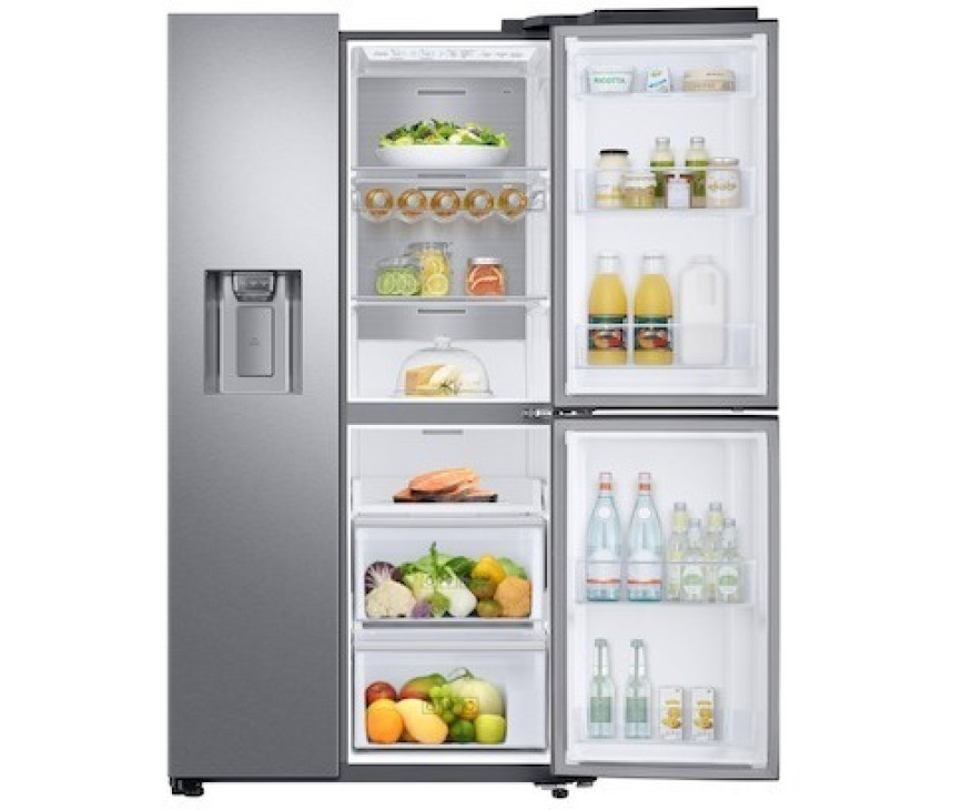 De ijsdispenser bevindt zich in de linker deur van de Samsung RS68N8671SL koelkast