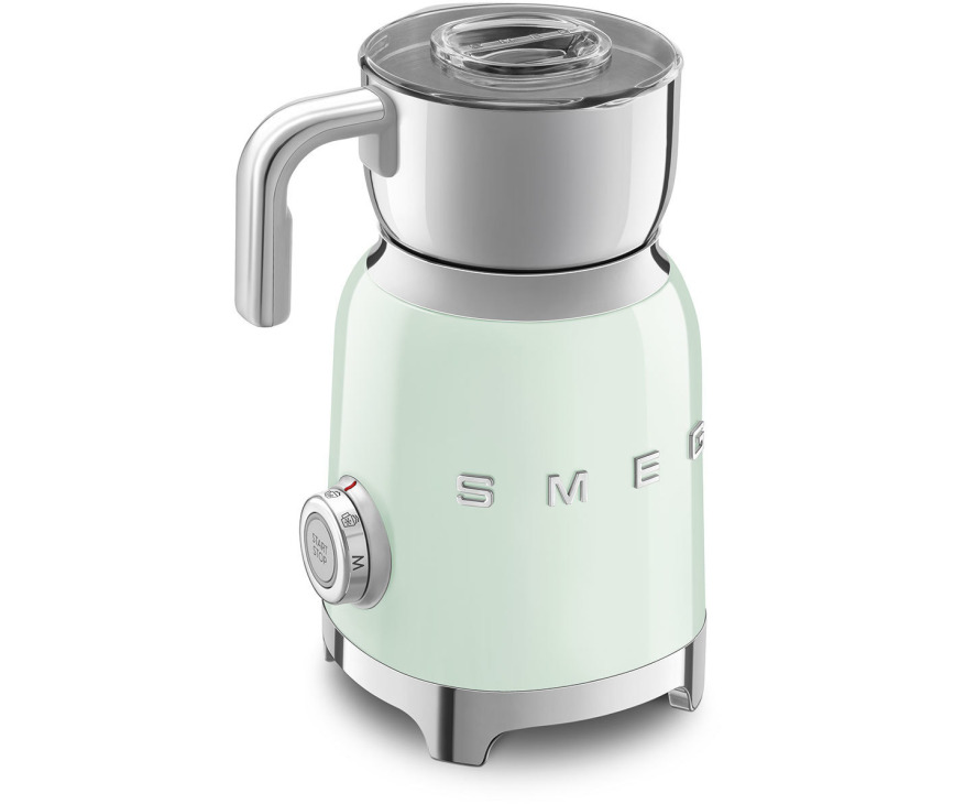 Of u koude of warme melk wil opschuimen, met de Smeg MFF01PGEU melkopschuimer kan het