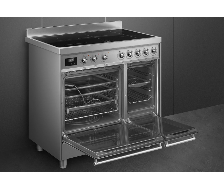 Bij de juiste elektra aansluiting zijn beide ovens tegelijkertijd te gebruiken.