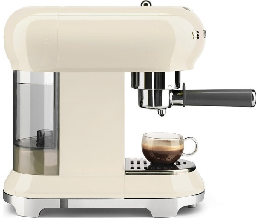 Zijaanzicht van de Smeg ECF01CREU espresso koffiemachine