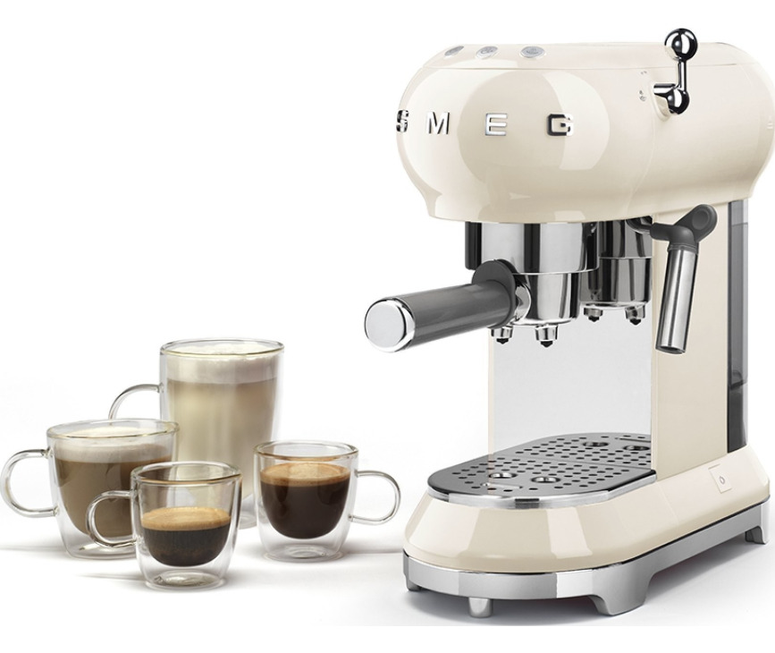 Ontdek de verschillende koffie soorten welke u met de Smeg ECF01CREU kunt bereiden