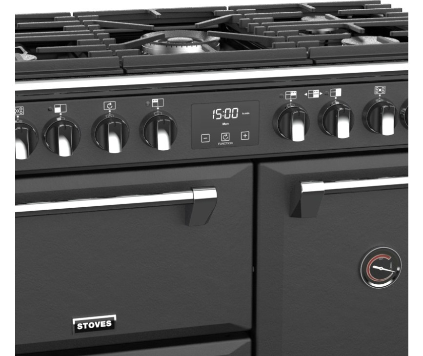 Dankzij de chromen grepen krijgt de Stoves Richmond DX S900DF EU CB Ant antraciet fornuis een strak uiterlijk