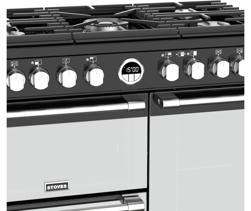 Het Stoves STERLING S900 DF DELXUE ZWART fornuis heeft een programmeerbare ovenklok