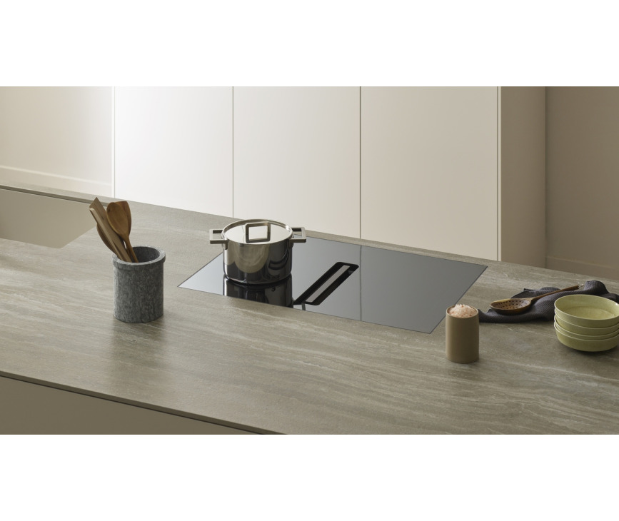V-Zug CombiCookTop V2000 inbouw inductie kookplaat met afzuiging 