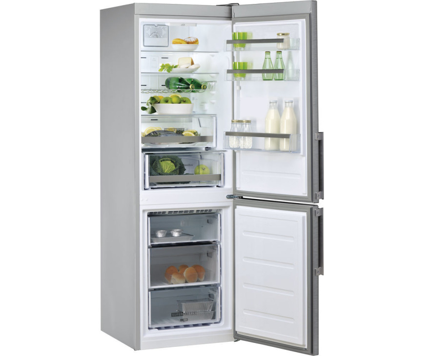 Praktisch is het verstelbare interieur met glazen leggers in het koelgedeelte van de Whirlpool WDNF 82D IX H koelkast
