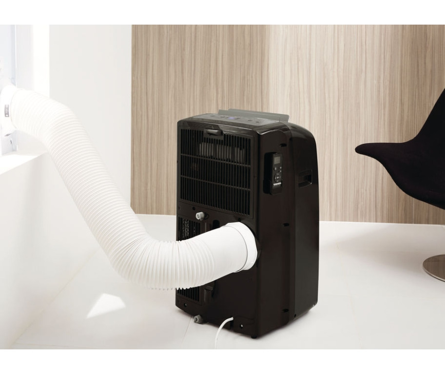 Met de afstandsbedeining kunt u de Whirlpool PACB29HP airco bedienen vanuit uw luie stoel