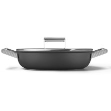 Vooraanzicht Smeg DPF2812BLM smoorpan in de kleur mat zwart