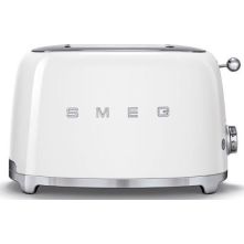 De Smeg TSF01WHEU broodrooster wit is uitgevoerd in het jaren 50 retro design