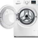 De SAMSUNG wasmachine WF70F5E2Q4W is voorzien van een rechtsdraaiende deur