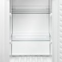 Het vriesvak van de Aeg S53420CNW2 koelkast wit heeft een inhoud van 92 liter