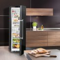 Liebherr KBbs4370-21 blacksteel koelkast