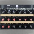 De Liebherr WKEes553 wijn koelkast biedt ruimte aan 18 flessen