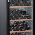 De Liebherr WTB4212 wijnkoelkast biedt ruimte aan 200 flessen