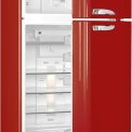 De Smeg FAB50RRD5 koelkast rood is uitgevoerd met een dubbele deur voor het vriesdeel