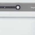 De Pelgrim PKVS5178 is uitgevoerd met een elektronische bediening aan de binnenzijde van de koelkast