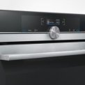 Het bedieningspaneel van de Siemens CB675GBS1 inbouw oven