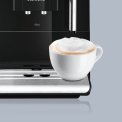 De Siemens TE501205RW koffiemachine is voorzien van creamer en een keramische maler