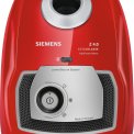 De Siemens VSZ4G232M1 stofzuiger rood heeft een maximaal vermogen van 600 watt