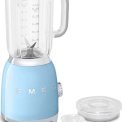 De Smeg BLF01PBEU blender blauw heeft 4 snelheidsniveaus