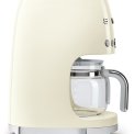 Fraai zijn de ronde vormen bij de Smeg DCF02CREU koffiemachine