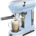 De Smeg ECF01PBEU is geschikt voor diverse bereidingen waaronder cappuccino