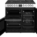 De rechter oven van de Stoves Precision DX S900DF GTG EU SS rvs fornuis is te splitten