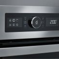 Het bedieningspaneel van de Whirlpool AKZ6270IX inbouw oven rvs