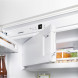 De Liebherr EK1624 inbouw koelkast is uitgerust met een vriesvak bovenin