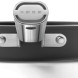 De ergonomische greep op deze Smeg koekenpan ligt comfortabel in de hand