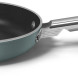 De FPF2402EGM koekenpan heeft een vernieuwde panbodem welke volledig PFAS vrij is