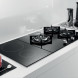 De Whirlpool ACM712IX is 30 cm. breed en behoort tot de domino serie. Zo kunt u zelf een kookplaat 'samen stellen'