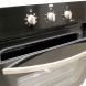 Eenvoudige bediening met behulp van drie knoppen voor het instellen van de temperatuur, functie en timer.
