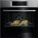 AEG OU5AB40PM compacte oven vooraanzicht geopend met gerechten op rek