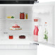 AEG TK3SS821DF onderbouwkoelkast met geopende deur en gevuld interieur met schaatsen