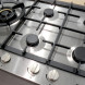 Strak design en gietijzeren pandragers geven de HG7711BA een industrieel design