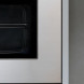Geopende magnetron-deur van Bertazzoni FPRO4077MTX3 met zicht op interieur