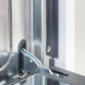 Zijde aanzicht Bertazzoni FPRO6117CTX3 met draaiknop en gedeelte van voorkant
