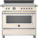 Bertazzoni HER95I1EAVT2 fornuis vooraanzicht met inductiekookplaat, bedieningsknoppen en geopende ovenlade