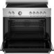 Bertazzoni MAS95I1ENET2 fornuis met geopende ovendeur en zichtbare oveninterieur met roosters