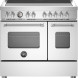 Bertazzoni MAS95I2EXT2 fornuis vooraanzicht met inductiekookplaat, bedieningsknoppen en twee ovens