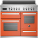 Bertazzoni PRO105I3EART2 fornuis vooraanzicht met inductiekookplaat, bedieningspanelen, oranje kastdeuren en twee ovens