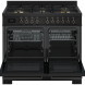 Geopende dubbele oven van Bertazzoni PRO106L2ECAT2 fornuis met roosterkassetten en bakplaat