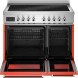 Bertazzoni PRO95I2EART2 fornuis met geopende ovendeuren en uitgetrokken laden, interieur met roosters zichtbaar