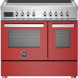 Bertazzoni PRO95I2EROT2 fornuis, vooraanzicht met rode kastdeuren, dubbele ovens en inductiekookplaat met bedieningsknoppen